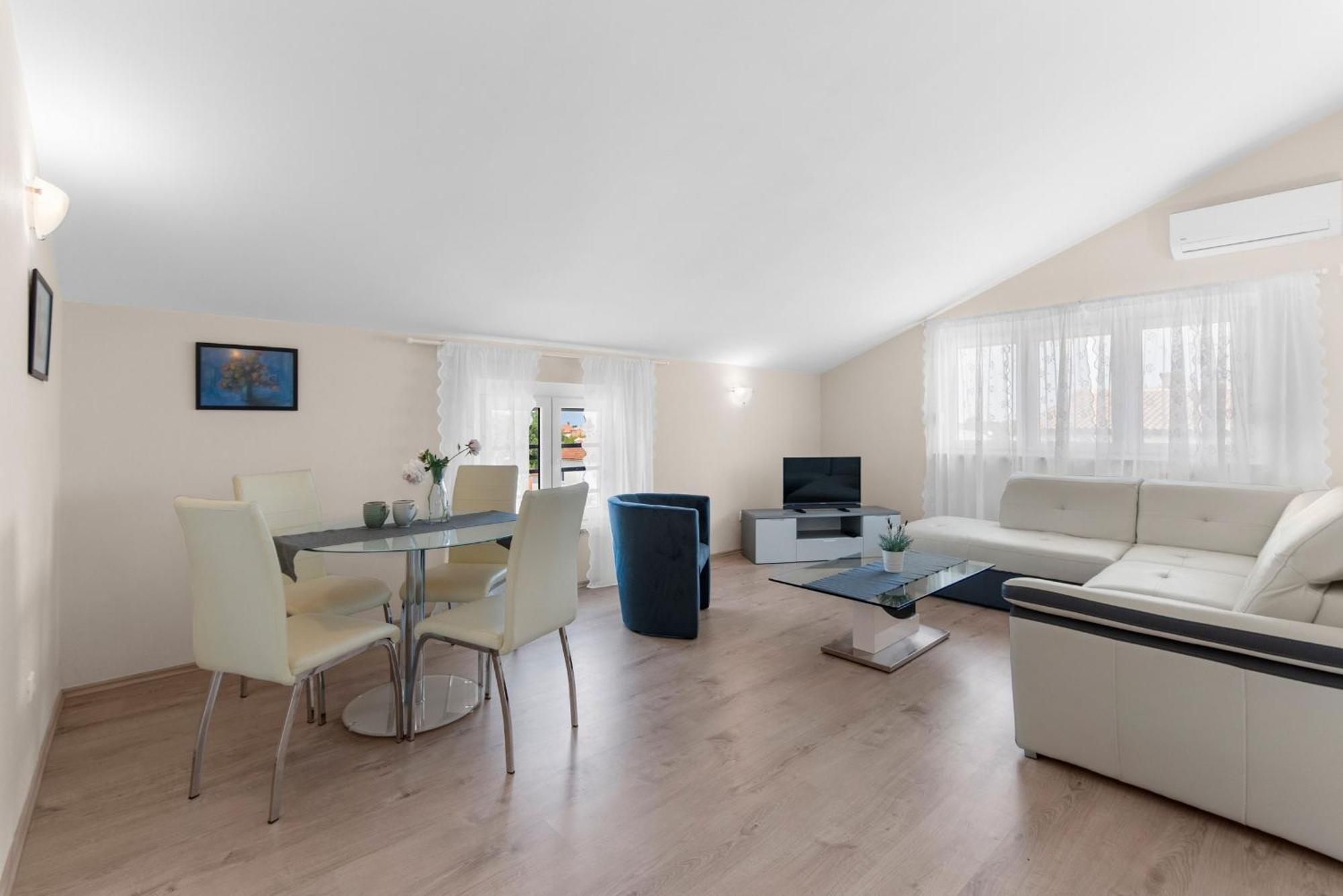 Villa Hope - Apartments With Shared Pool Poreč Chambre photo