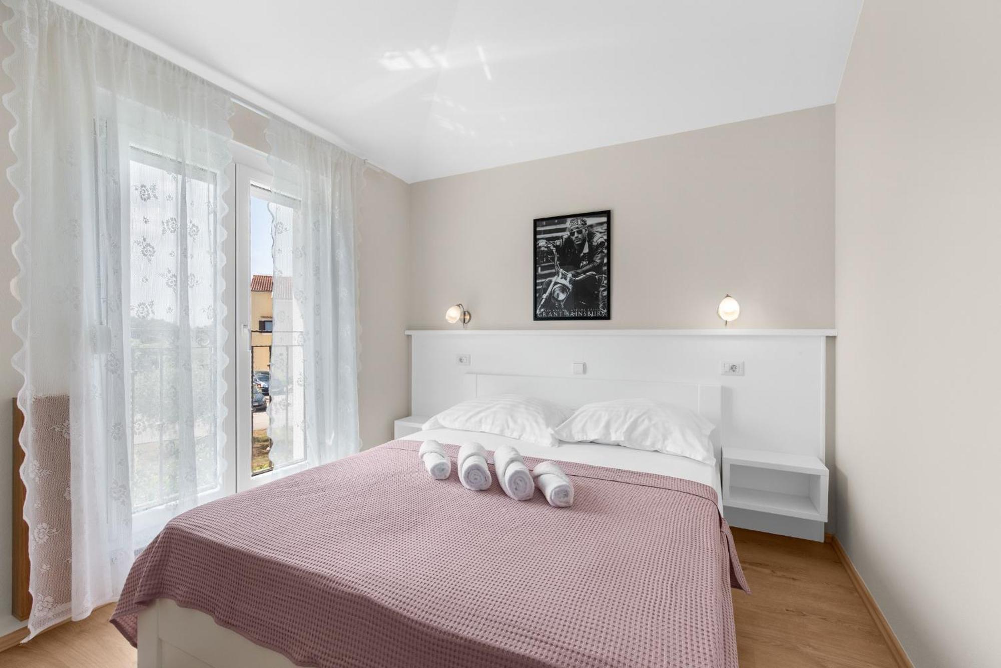 Villa Hope - Apartments With Shared Pool Poreč Chambre photo