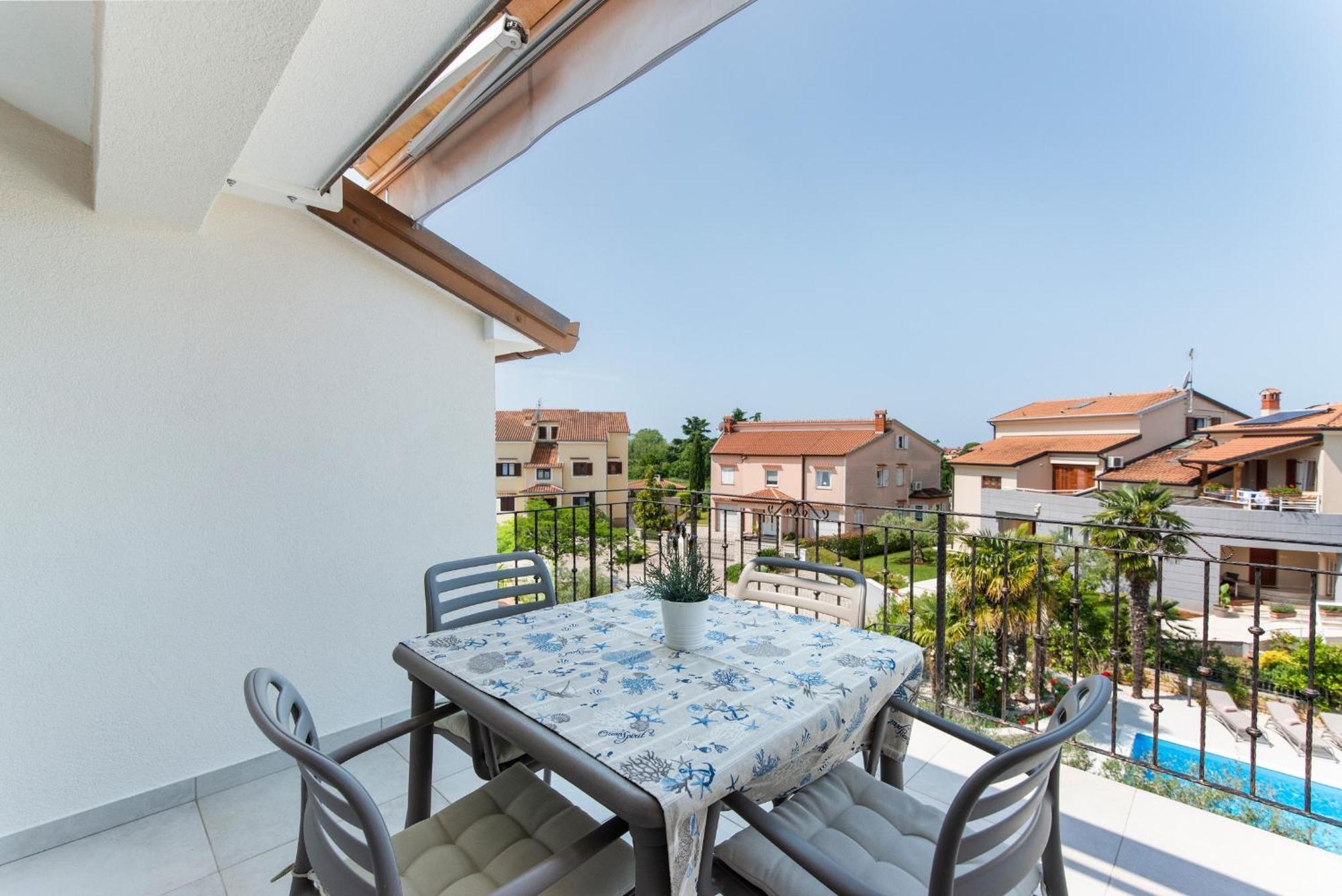 Villa Hope - Apartments With Shared Pool Poreč Chambre photo