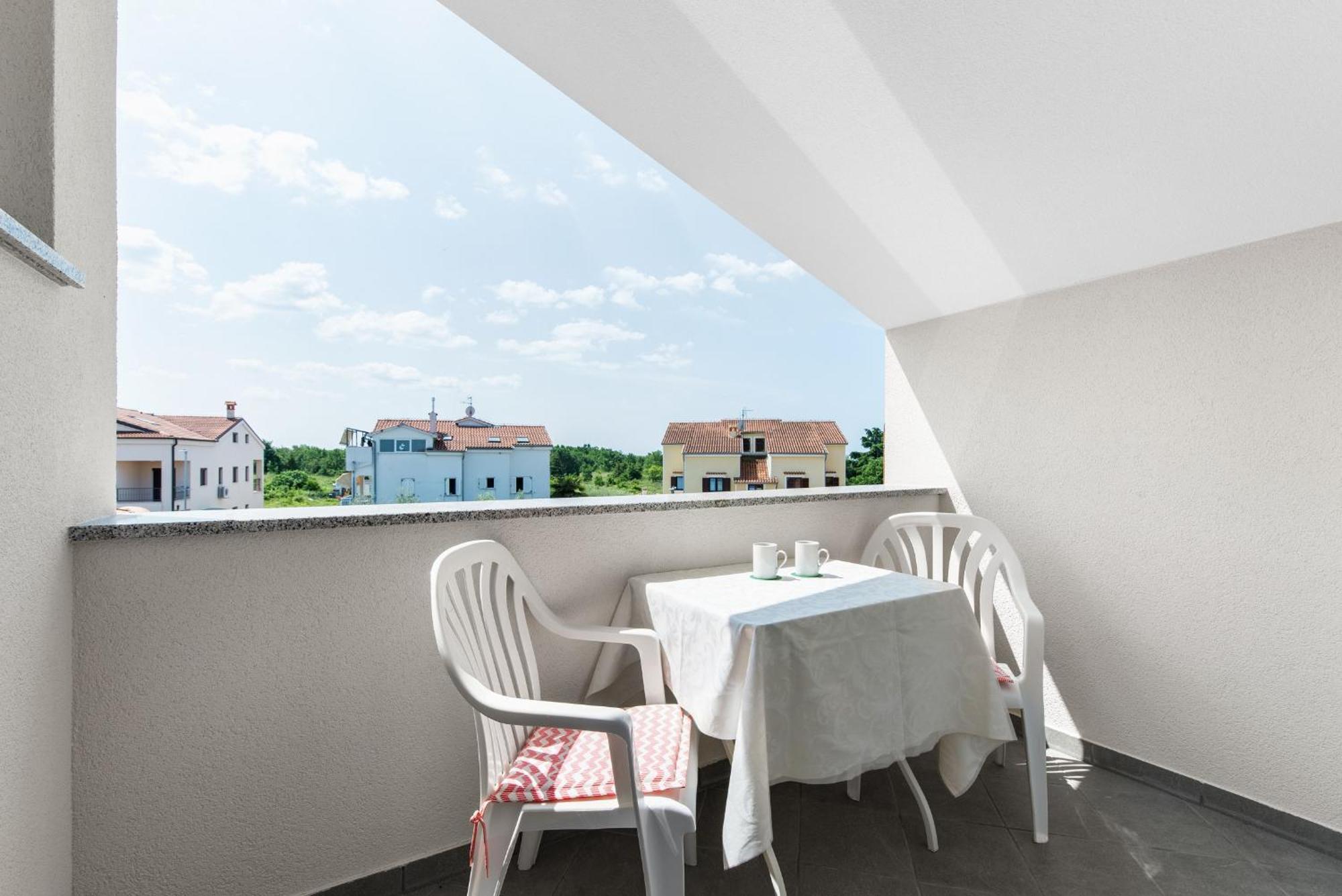 Villa Hope - Apartments With Shared Pool Poreč Chambre photo
